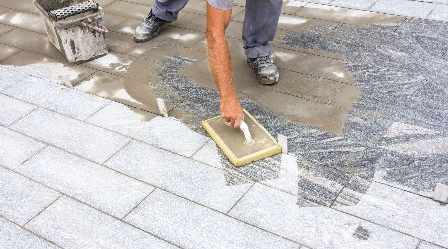 Professional Flat Roofing Installation in Davenport, IA